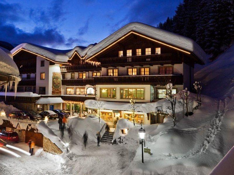 Hotel Am Sonnenhuegel Filzmoos Exterior photo