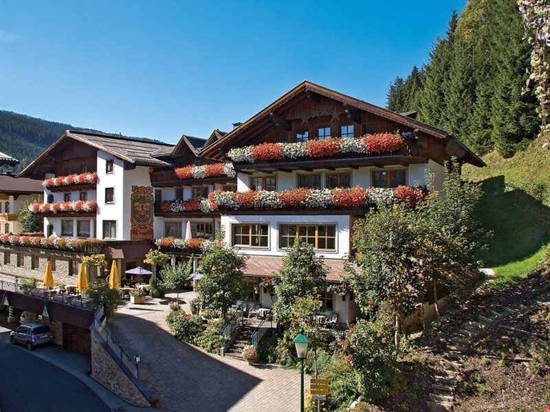 Hotel Am Sonnenhuegel Filzmoos Exterior photo
